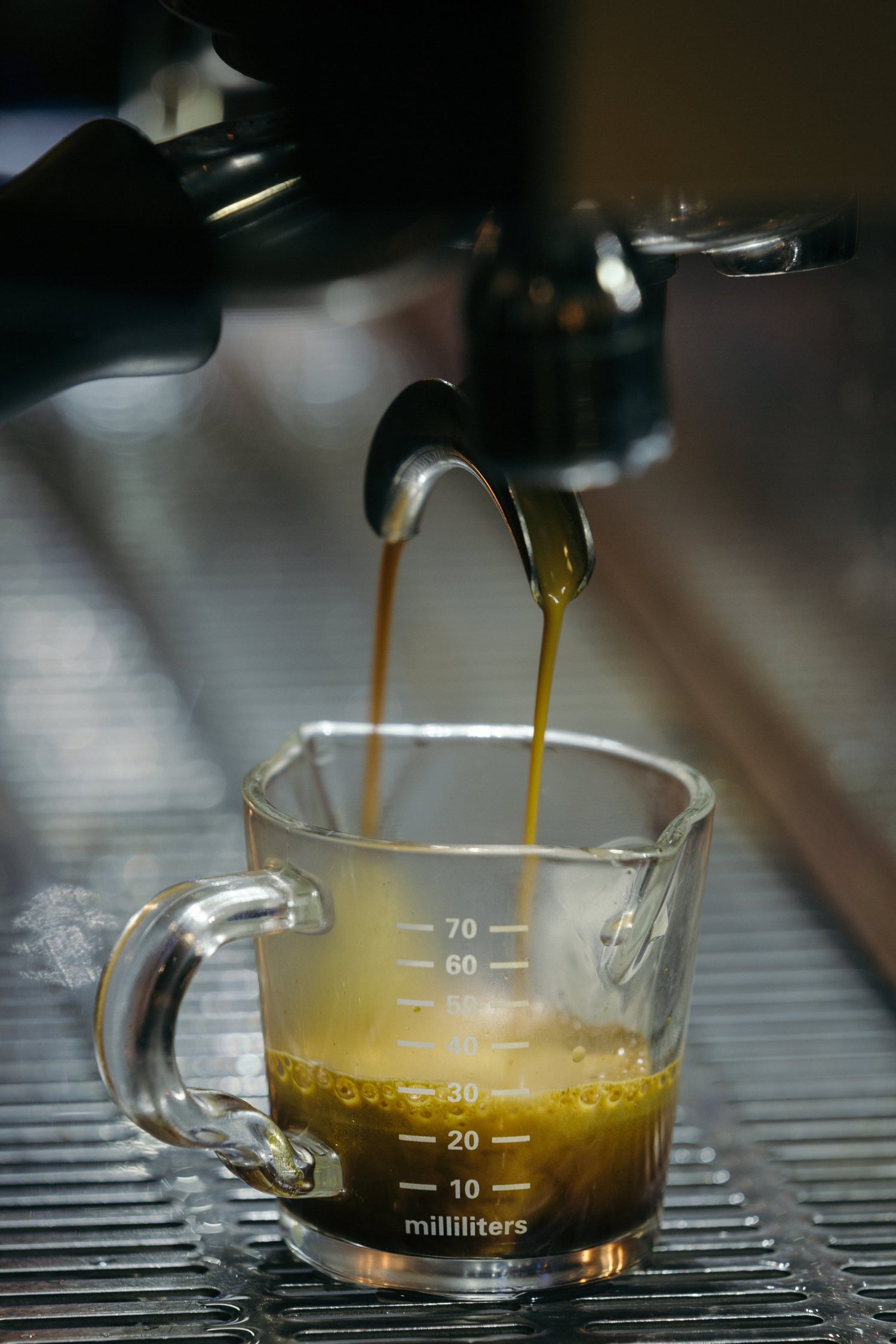 What is Coffee Bean Degassing and How Does It Impact My Brewed Coffee and Espresso?